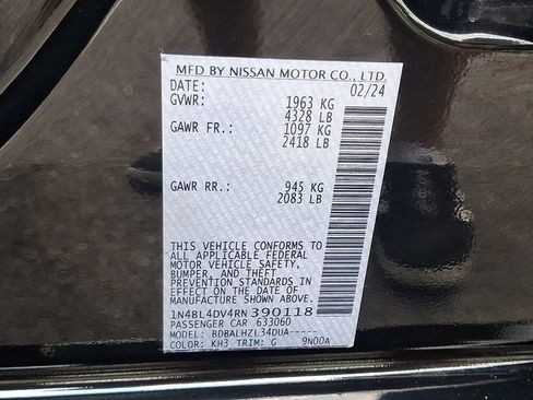 Used 2024 Nissan Altima 2.5 SV FWD image 26
