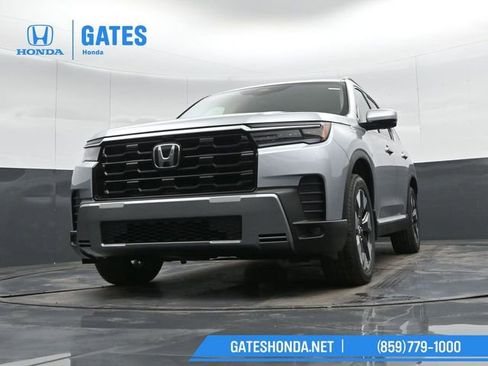 New 2026 Honda Pilot Touring image 49