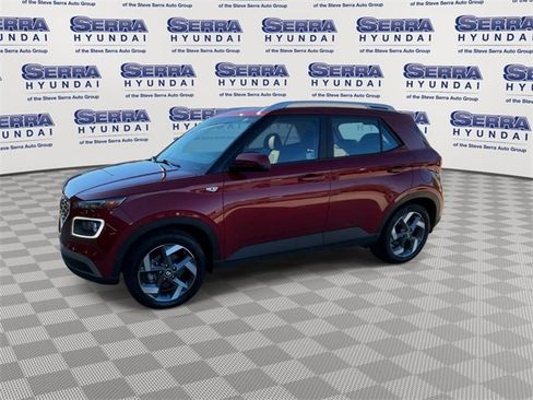 Certified 2024 Hyundai Venue Limited image 4