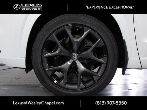 New 2026 Lexus TX 500h AWD w/ Technology Package image 4