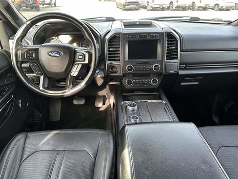 Used 2018 Ford Expedition Max Limited image 12