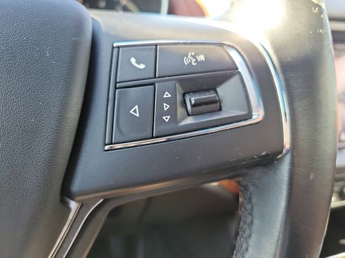 Used 2018 Maserati Levante image 20