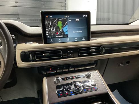 Used 2023 Lincoln Aviator Reserve w/ Equipment Group 201A AWD/4WD image 24