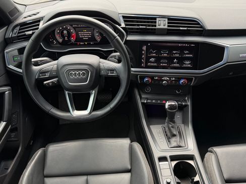 Used 2022 Audi Q3 2.0T Premium Plus AWD/4WD image 28
