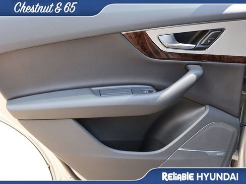 Used 2018 Audi Q7 2.0T Premium Plus AWD/4WD image 19