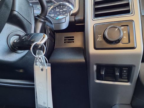 Used 2021 Ford F250 Lariat w/ Lariat Value Package image 13