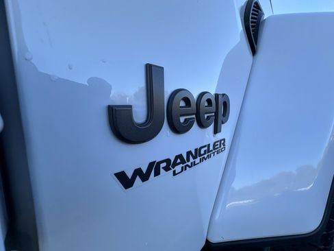 Used 2019 Jeep Wrangler Unlimited Moab w/ Quick Order Package 24M Moab image 31