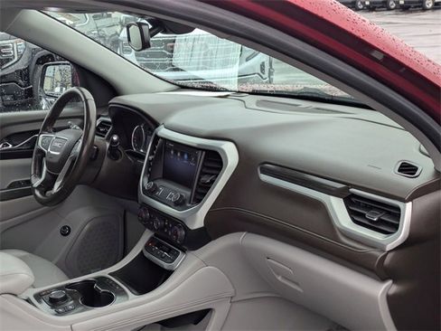 Used 2020 GMC Acadia SLT w/ LPO, Floor Liner Package image 37