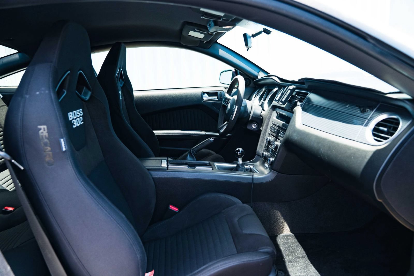 Used 2013 Ford Mustang Boss 302 w/ Boss 302 Accessory Pkg RWD image 26