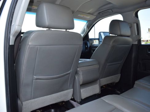 Used 2017 GMC Sierra 2500 4x4 Crew Cab image 38