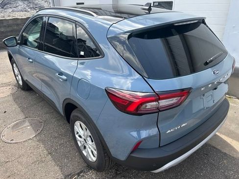 Used 2026 Ford Escape Active w/ Tech Pack #1 AWD/4WD image 4
