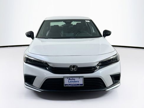 Used 2023 Honda Civic Sport image 2