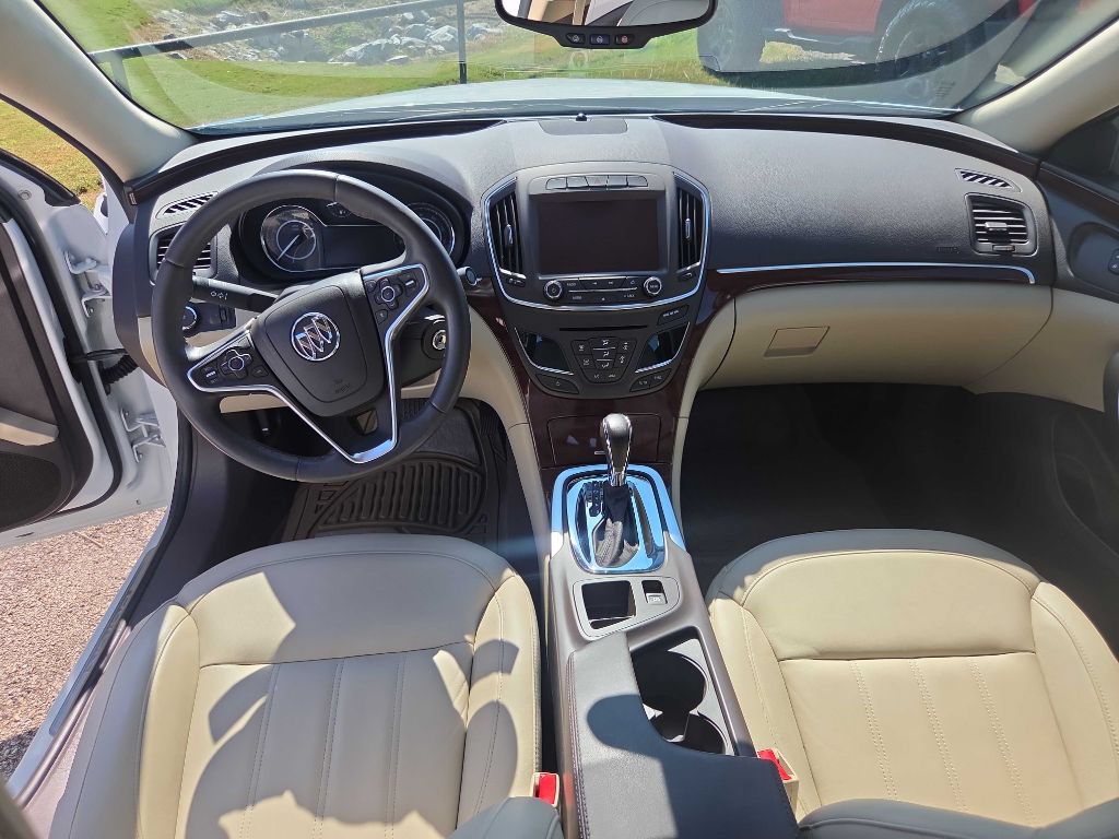 Used 2015 Buick Regal FWD image 7