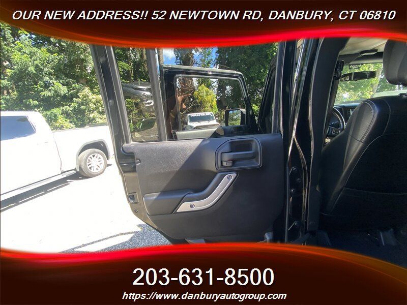Used 2011 Jeep Wrangler Unlimited Rubicon w/ Trailer Tow Group AWD/4WD image 16