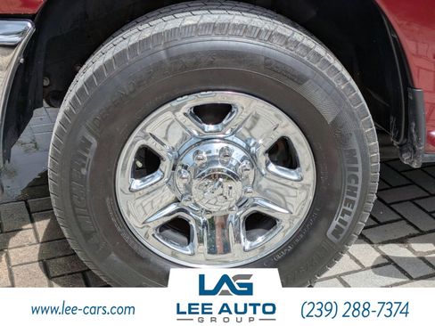 Used 2018 RAM 2500 Tradesman w/ Chrome Appearance Group RWD image 9