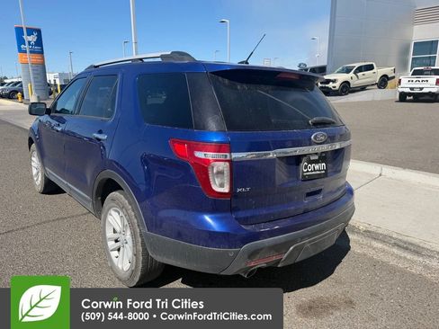 Used 2014 Ford Explorer XLT w/ Equipment Group 201A AWD/4WD image 8