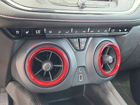 Certified 2022 Chevrolet Blazer RS w/ Enhanced Convenience Package FWD image 27