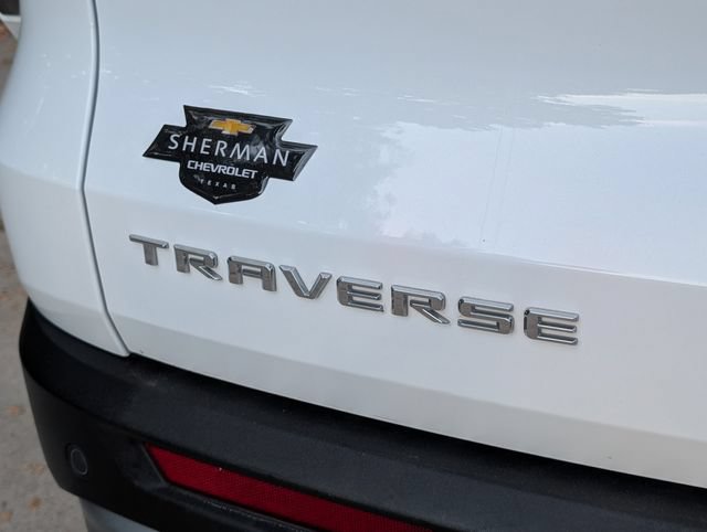 Used 2025 Chevrolet Traverse LT FWD image 37