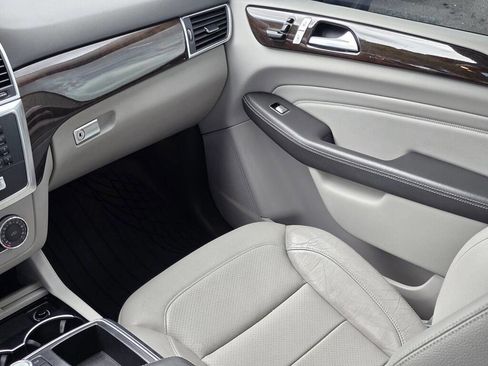 Used 2015 Mercedes-Benz ML 250 BlueTEC 4MATIC image 13