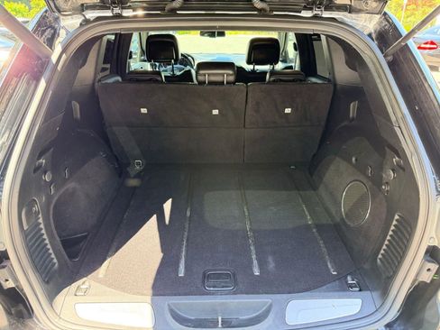Used 2014 Jeep Grand Cherokee Overland AWD/4WD image 12
