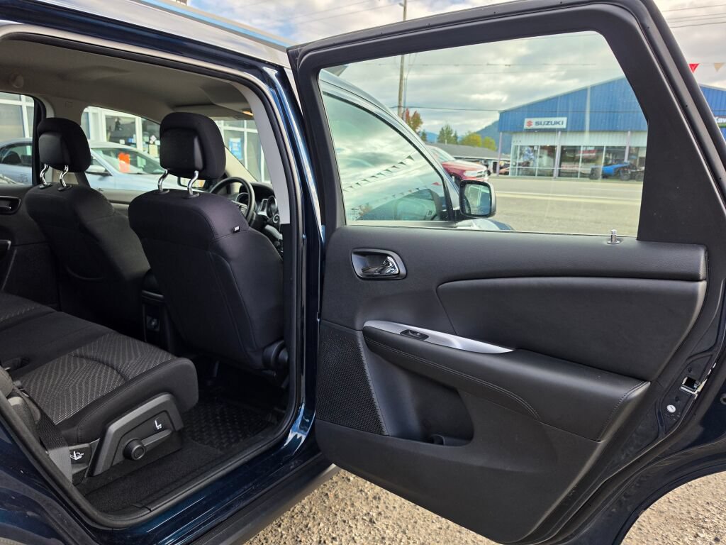 Used 2014 Dodge Journey American Value Package FWD image 13