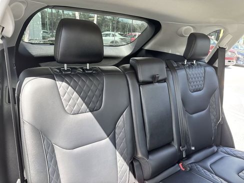 Used 2024 Ford Edge Titanium image 48