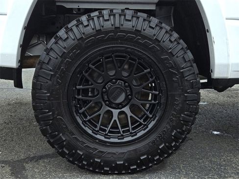 Used 2022 RAM 1500 Laramie w/ Sport Appearance Package image 10