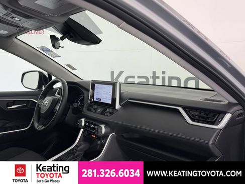 Certified 2025 Toyota RAV4 XLE AWD/4WD image 23