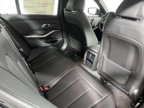 Certified 2023 BMW 330i xDrive Sedan w/ Driving Assistance Package image 13