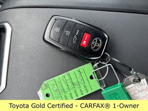 Certified 2024 Toyota Highlander LE image 30