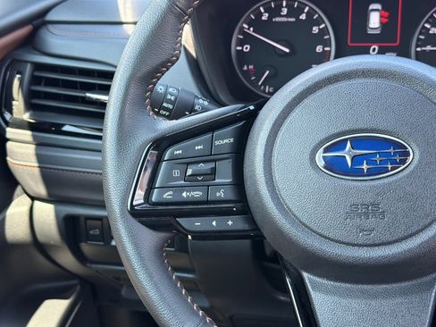 Used 2025 Subaru Forester Touring AWD/4WD image 17