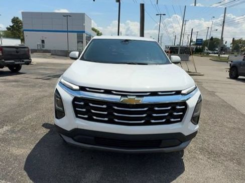 Certified 2026 Chevrolet Equinox LT FWD image 3