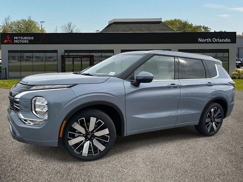 New 2026 Mitsubishi Outlander SEL image 1