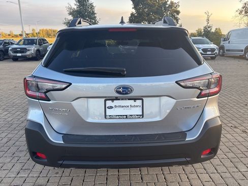 New 2025 Subaru Outback Premium image 8