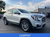 Certified 2022 GMC Terrain SLT image 2