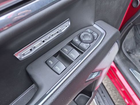Used 2024 GMC Sierra 1500 Denali AWD/4WD image 18