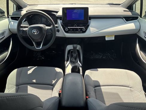 Used 2025 Toyota Corolla SE FWD image 19
