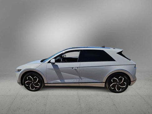 Certified 2024 Hyundai Ioniq 5 Limited RWD image 5