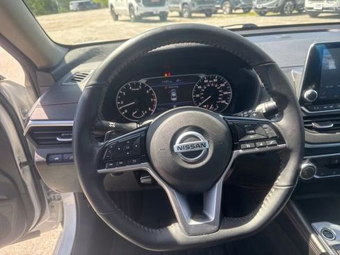 Used 2021 Nissan Altima 2.5 SR AWD/4WD image 13