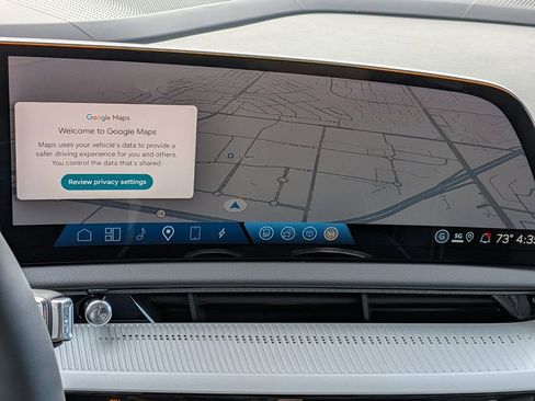 New 2026 Cadillac Optiq Luxury 1 image 16