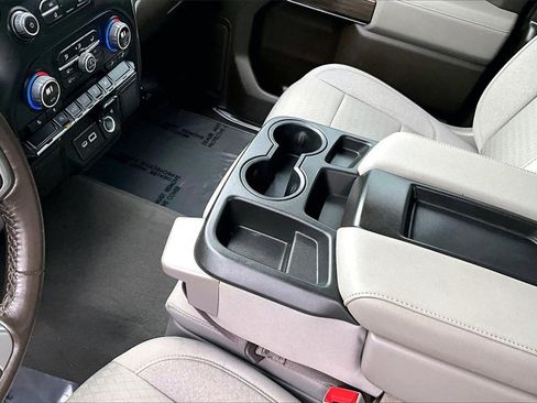 Certified 2022 Chevrolet Silverado 1500 LT image 16