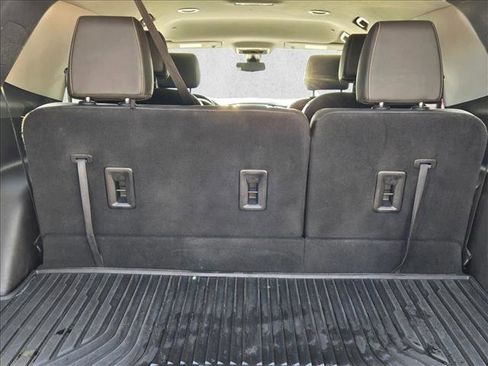 Used 2021 Chevrolet Traverse RS w/ LPO, 'HIT The Road' Package image 6