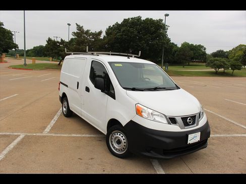 Used 2016 Nissan NV200 S FWD image 10
