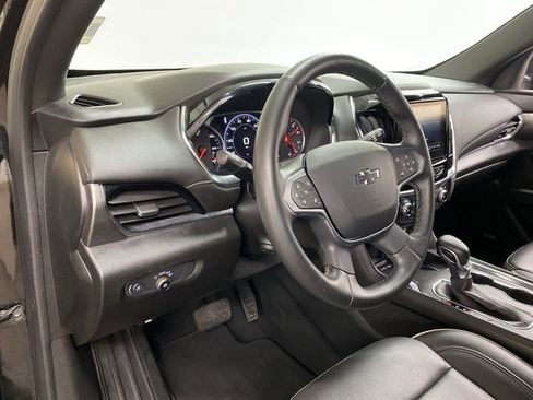 Used 2024 Chevrolet Traverse Premier w/ Redline Edition image 2