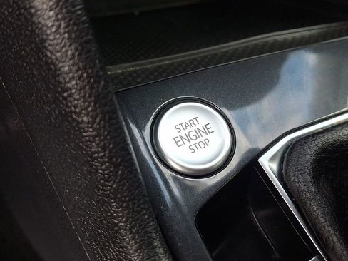 Used 2024 Volkswagen Tiguan Wolfsburg Edition image 26