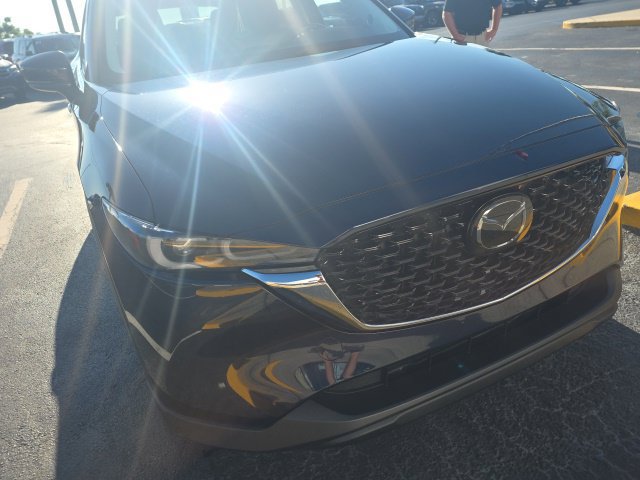 Used 2022 MAZDA CX-5 AWD 2.5 S w/ Premium Package image 2