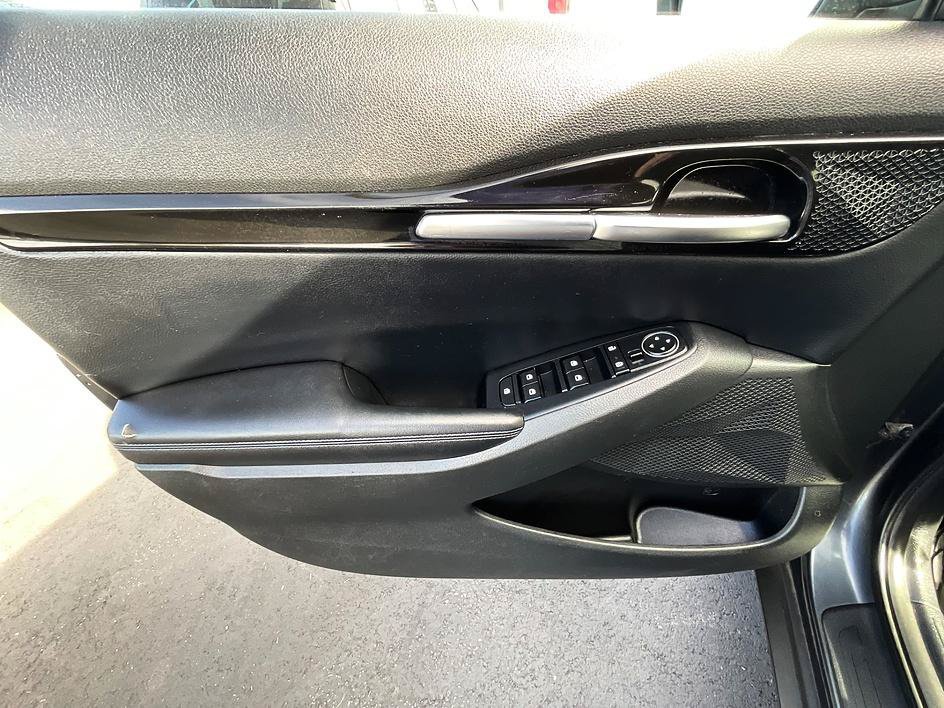 Used 2021 Kia Seltos S AWD/4WD image 18