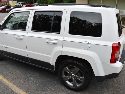 Used 2014 Jeep Patriot High Altitude FWD image 66