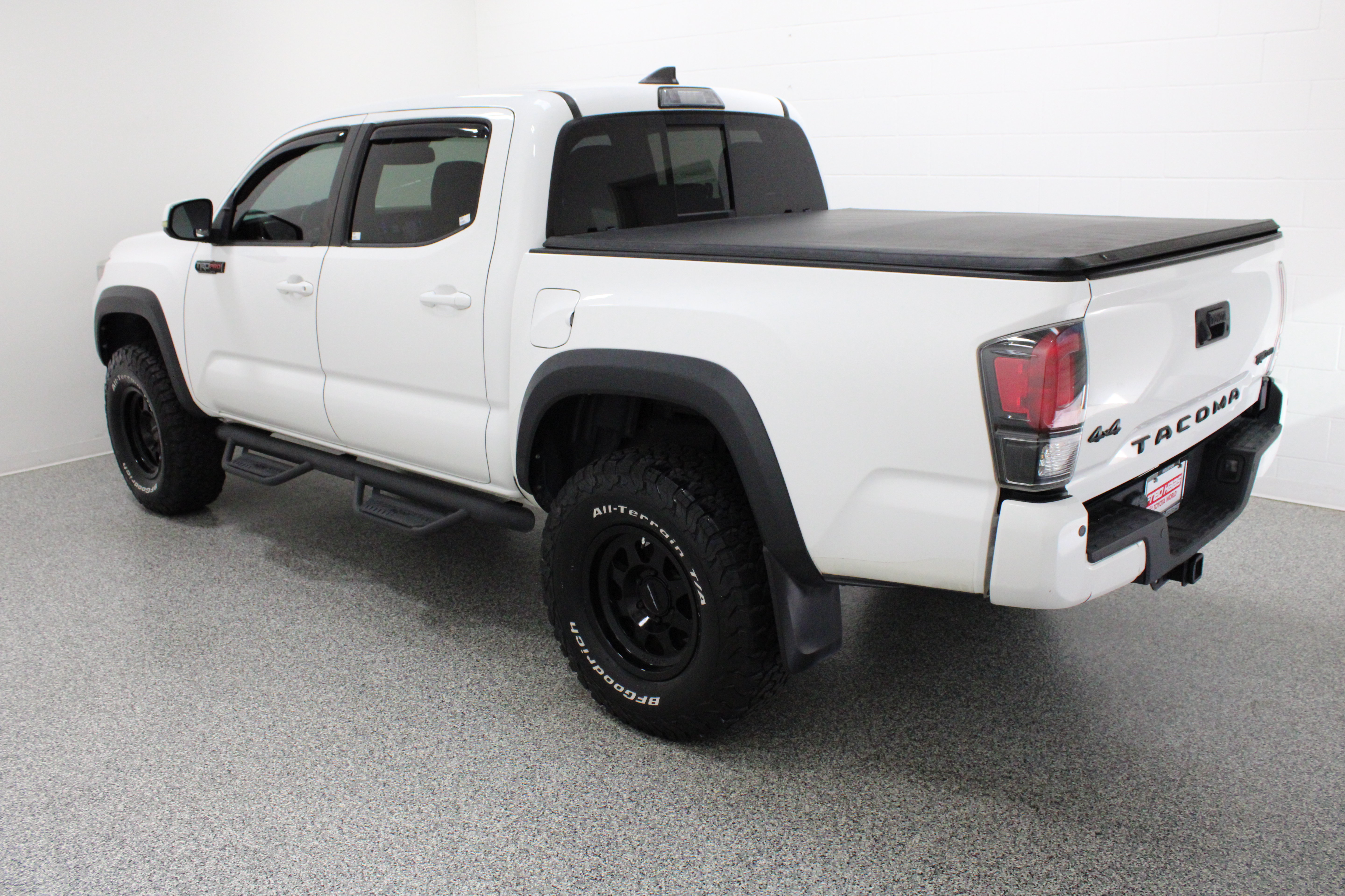 Used 2019 Toyota Tacoma TRD Pro AWD/4WD image 11