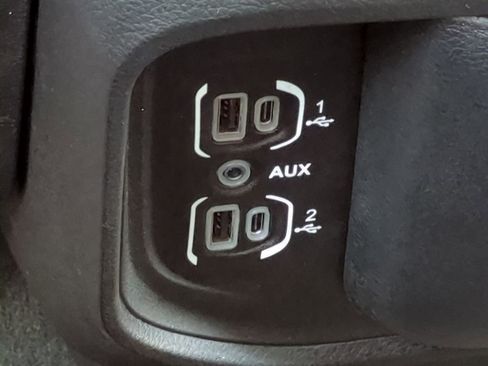 Used 2024 RAM 1500 Big Horn image 21